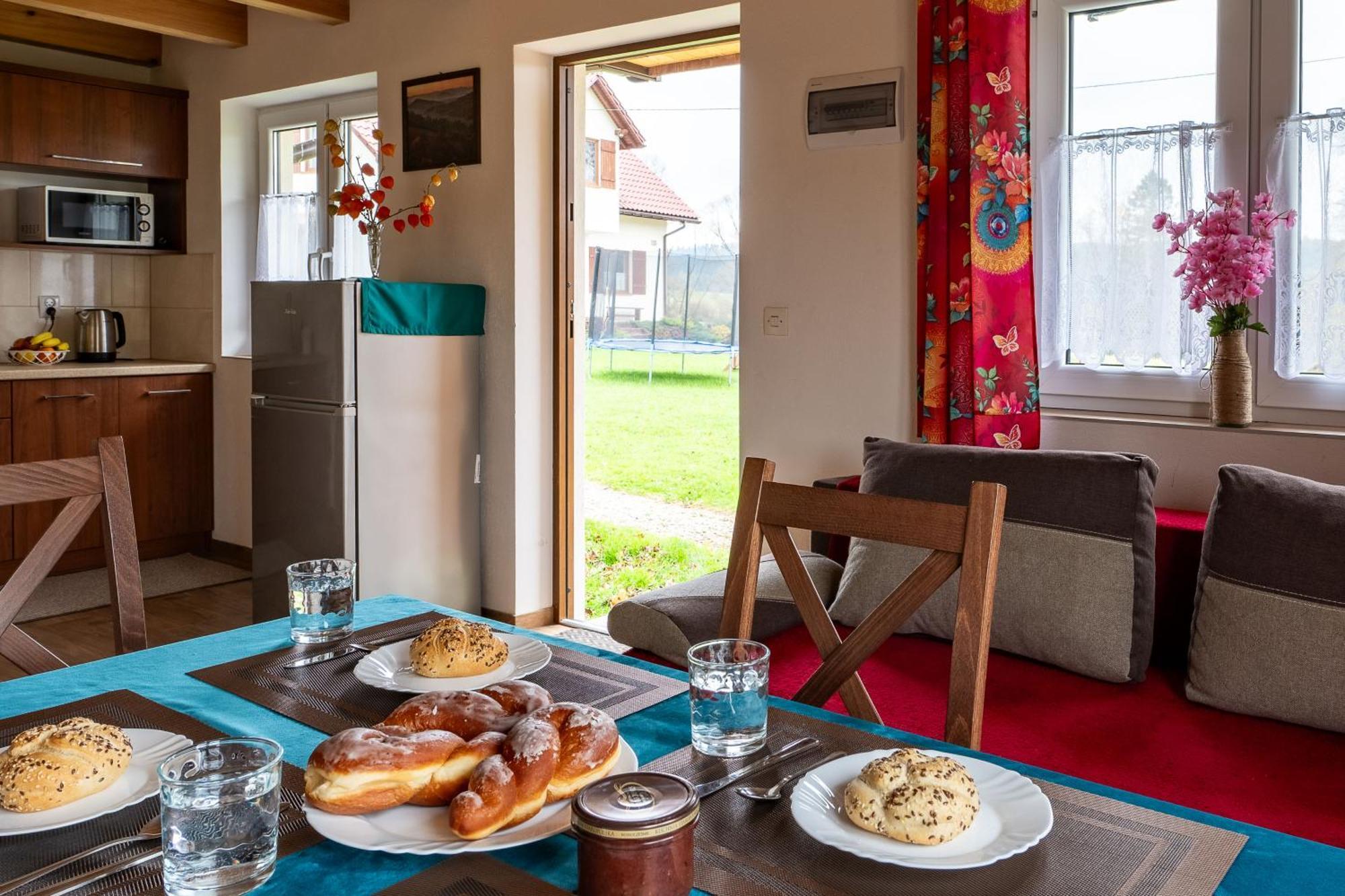 Bieszczadzkie Brzegi Apartman Ustrzyki Dolne Kültér fotó