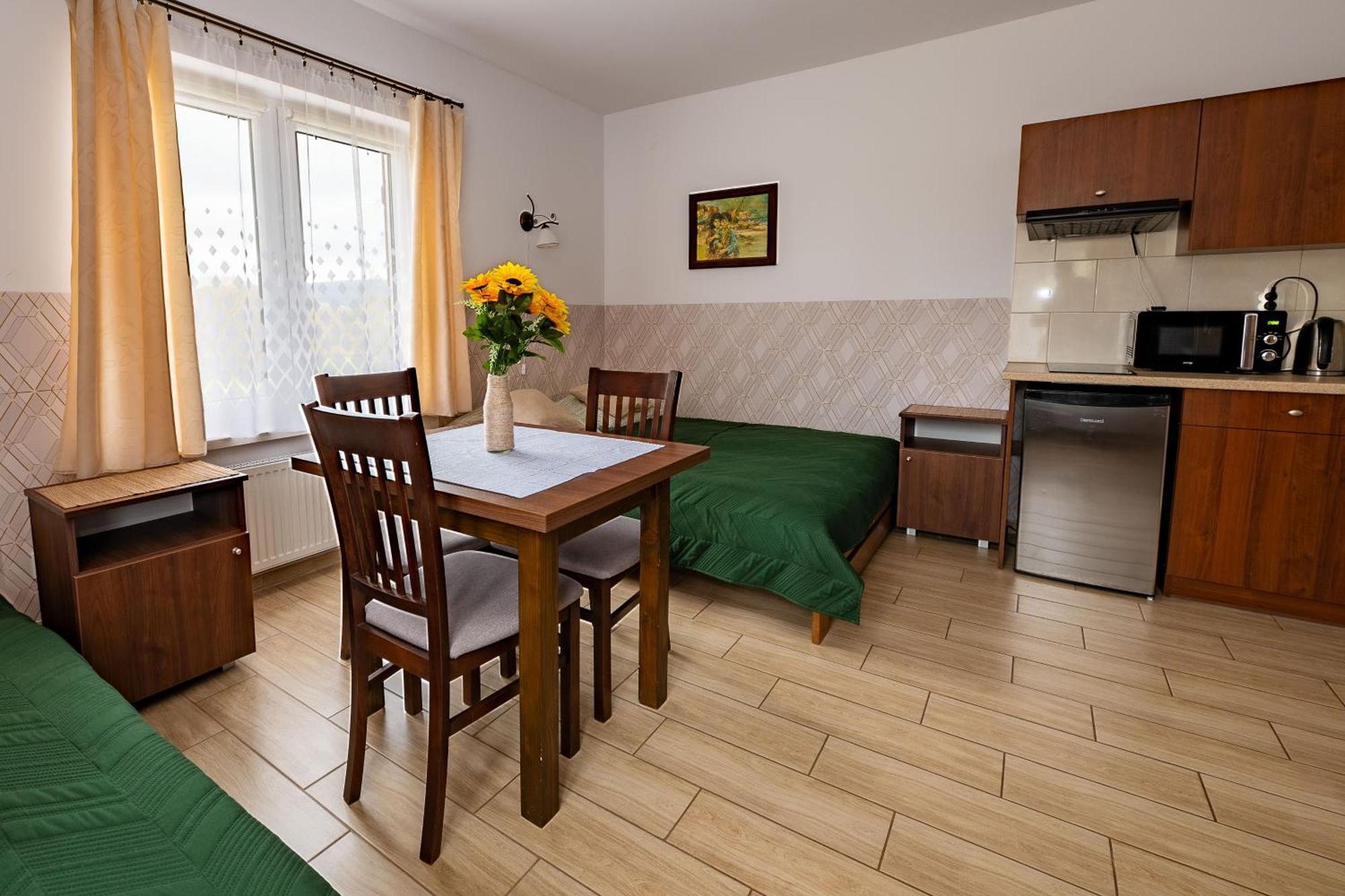 Bieszczadzkie Brzegi Apartman Ustrzyki Dolne Kültér fotó